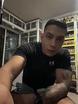 OliverWest04 online show from June 29, 11:16 pm