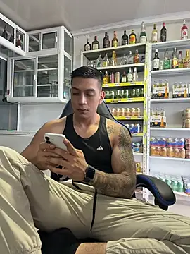 OliverWest04 online show from July 19, 9:51 pm