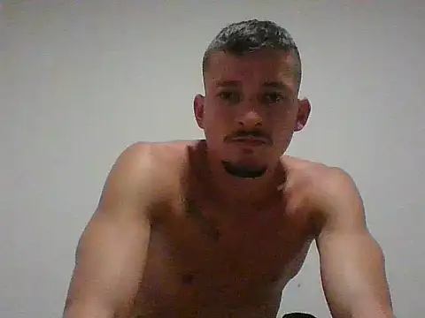 Snapshot of monojerez chatting on February 3, 11:15 am monojerez online show from February 3, 11:15 am