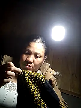 hey-bana online show from December 5, 1:09 pm