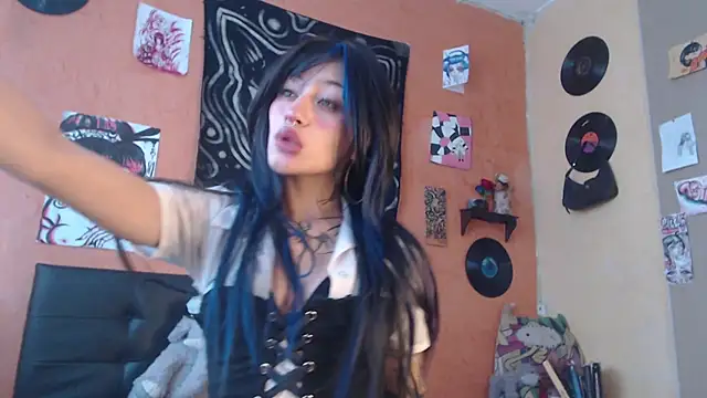 Snapshot of Layla_quinn chatting on July 15, 2:22 pm Layla quinn online show from July 15, 2:22 pm