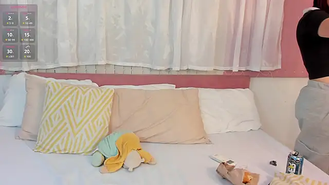 CharlotteBlossom online show from January 7, 8:11 pm