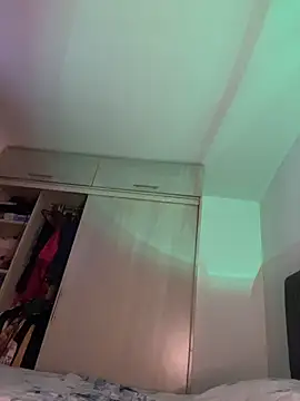 Samantafoxx  online show from April 9, 2:44 am