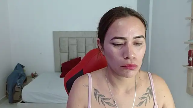 Kim-Fiori online show from November 30, 7:07 pm