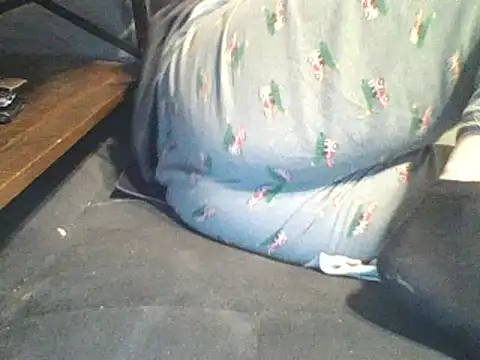 xxxenzo1 online show from March 11, 3:29 pm