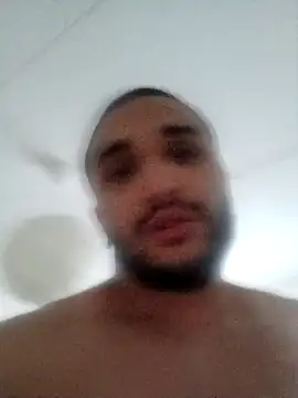 Snapshot of elgasmii chatting on February 20, 6:26 am elgasmii online show from February 20, 6:26 am
