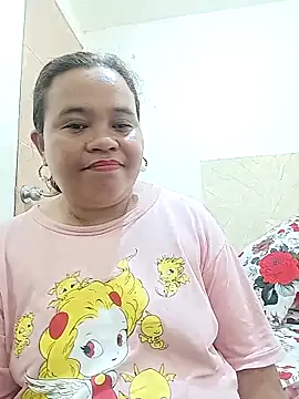 Snapshot of cutechubby chatting on April 29, 11:44 pm cutechubby online show from April 29, 11:44 pm