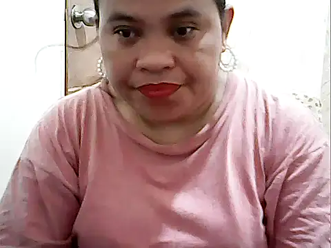 Snapshot of cutechubby chatting on May 22, 9:37 am cutechubby online show from May 22, 9:37 am