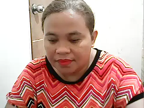 Snapshot of cutechubby chatting on June 10, 9:57 pm cutechubby online show from June 10, 9:57 pm