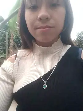 tieutam122 online show from January 13, 10:20 am