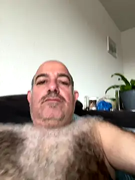 Laufla online show from December 20, 10:00 am