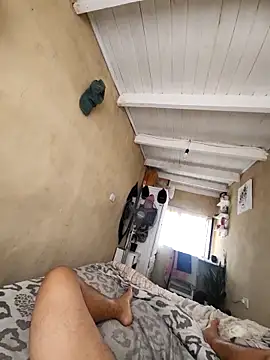 Alvarezz0202 online show from February 16, 12:23 pm