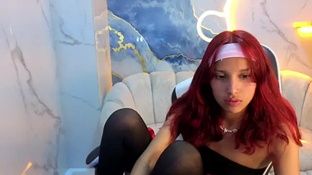 Saphire Tx online show from December 17, 8:15 pm