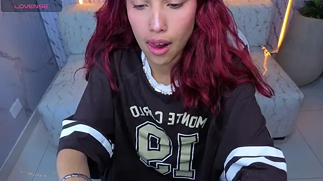 Saphire Tx online show from December 22, 1:30 pm