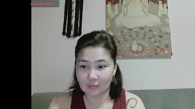 Nettie Allie online show from April 17, 9:51 pm