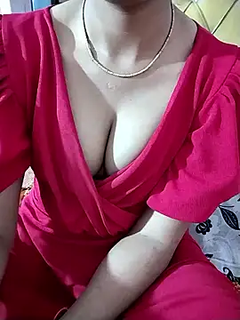 RASHMI SHARMA9 online show from January 15, 4:55 pm