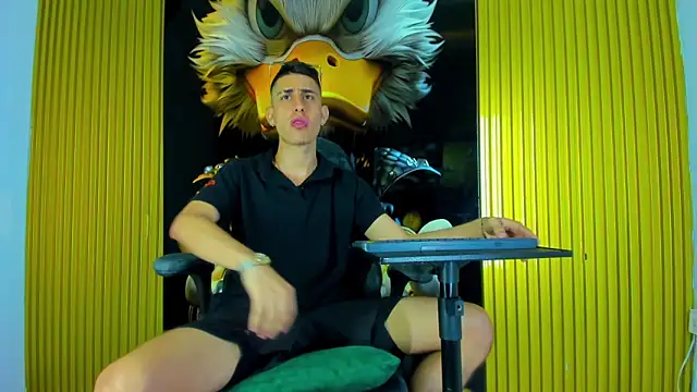 twink scott  online show from December 23, 5:05 am