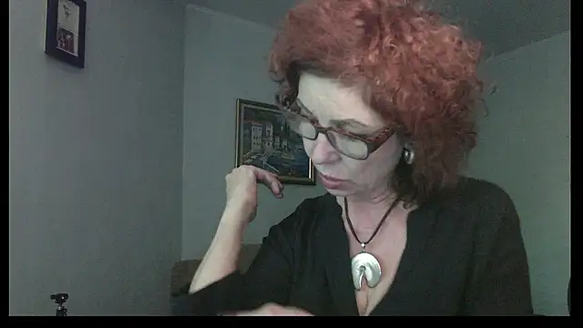 Kelly Flurr online show from May 25, 2:01 pm