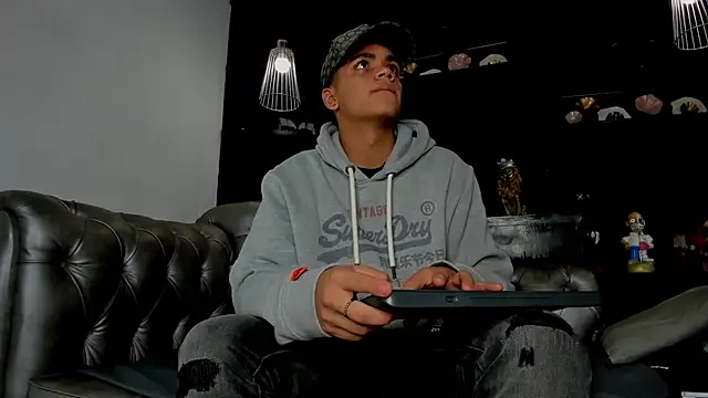 Isaac Collins  online show from January 9, 4:04 am