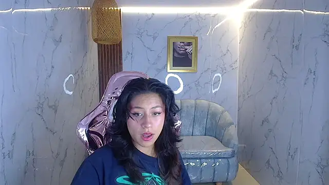 Snapshot of serabella_s chatting on January 13, 1:05 pm serabella s online show from January 13, 1:05 pm