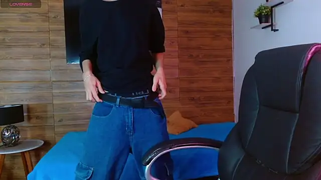 Michaelkoiv online show from November 29, 12:30 pm