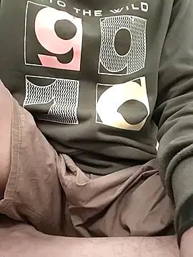 Snapshot of ishan2026 chatting on February 20, 5:57 pm ishan2026 online show from February 20, 5:57 pm