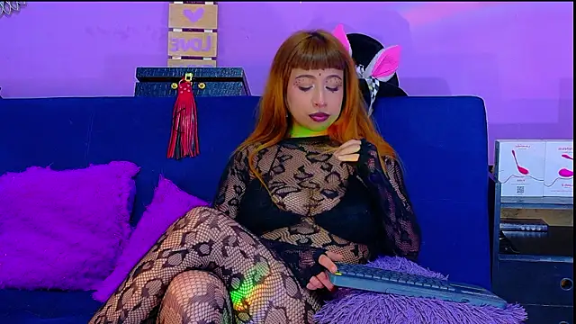 AriesVelvet online show from February 7, 8:51 am