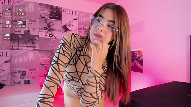 Anthonela art online show from April 21, 2:23 pm