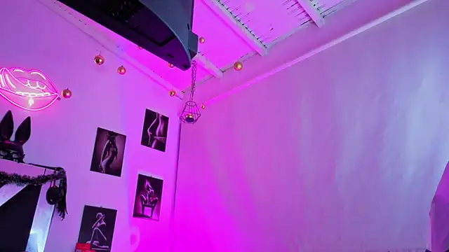 karla slut dirty online show from June 14, 10:50 am