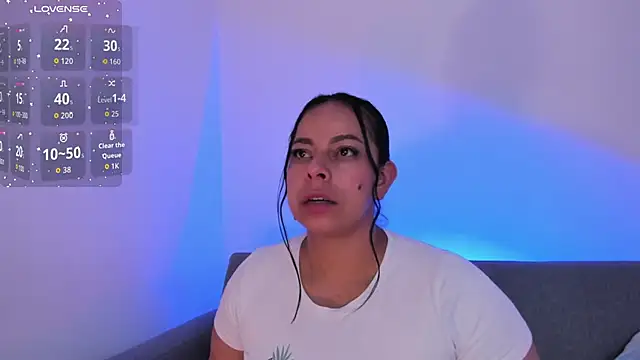 Snapshot of jimena_chic1 chatting on April 30, 8:57 pm jimena chic1 online show from April 30, 8:57 pm