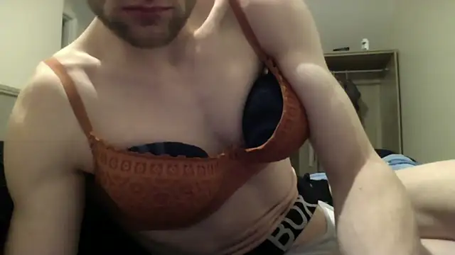 Mrslingerie online show from April 14, 11:44 pm