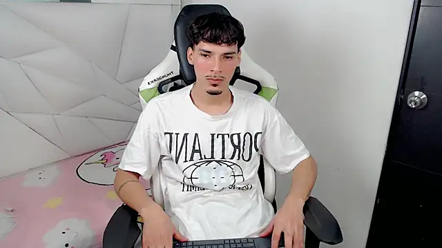 Yankeee  online show from November 29, 3:53 am