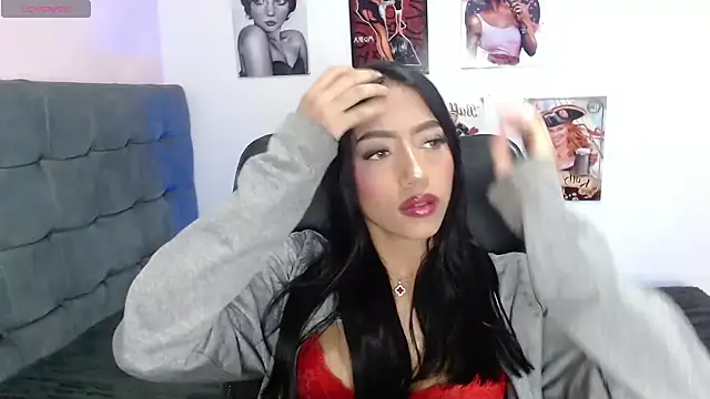 aisha brunette18 online show from December 16, 10:48 pm