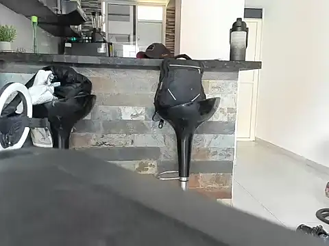 Snapshot of jamesshot chatting on May 17, 7:54 pm jamesshot online show from May 17, 7:54 pm
