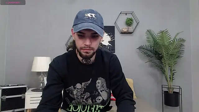 KaneHunter online show from February 25, 9:13 pm