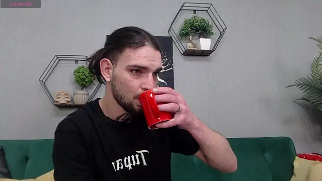 KaneHunter online show from April 9, 8:03 pm