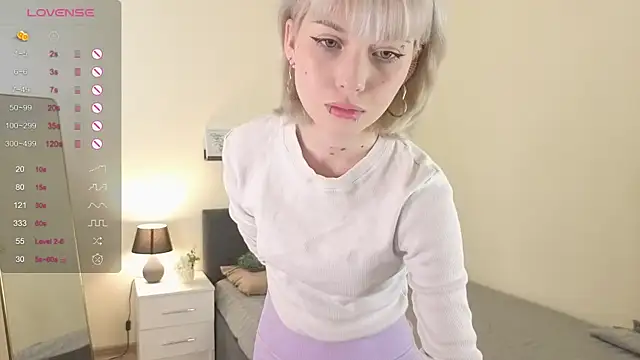 ember graws online show from December 4, 8:12 am