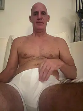 Snapshot of Elosoo chatting on June 20, 9:34 am Elosoo online show from June 20, 9:34 am