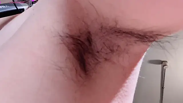 Snapshot of LT-333 chatting on March 9, 4:11 pm LT-333 online show from March 9, 4:11 pm