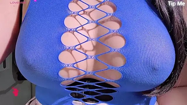 Snapshot of LT-333 chatting on April 13, 3:50 pm LT-333 online show from April 13, 3:50 pm