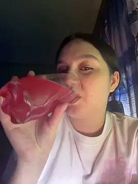 Snapshot of SweetLipssss chatting on December 19, 12:06 am SweetLipssss online show from December 19, 12:06 am