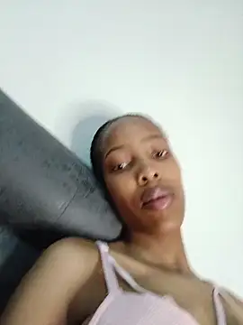 MsParisSmith online show from December 15, 6:34 pm