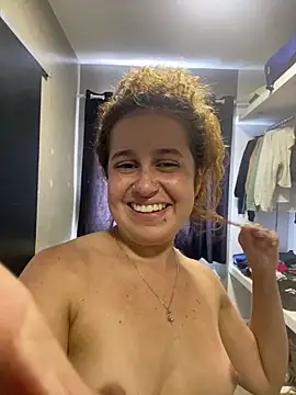 Snapshot of triz_prado chatting on December 19, 2:46 pm triz prado online show from December 19, 2:46 pm