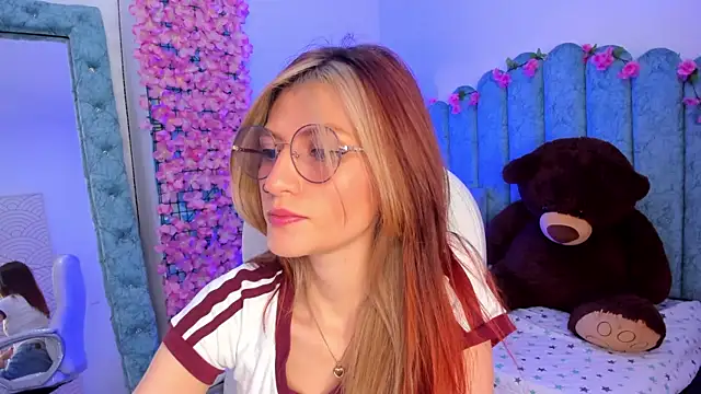 Snapshot of Ash_20_ chatting on November 28, 2:09 pm Ash 20 online show from November 28, 2:09 pm