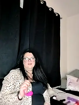 Snapshot of Hot_ScotchXX chatting on January 17, 7:28 pm Hot ScotchXX online show from January 17, 7:28 pm