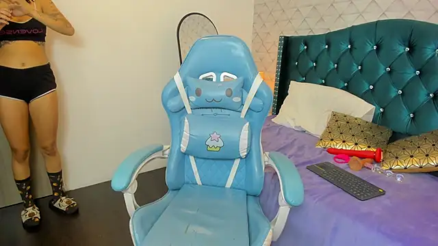 Valery jame online show from March 28, 3:33 pm