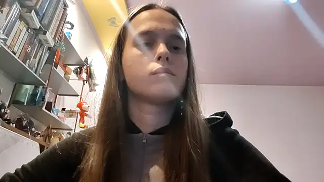 SophieHazely online show from January 17, 10:53 am