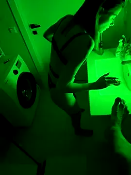 Snapshot of martme69 chatting on December 21, 4:19 am martme69 online show from December 21, 4:19 am