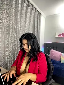 CATHA EF online show from December 4, 7:33 pm