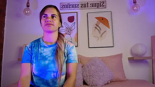 yeimi eclipse online show from November 27, 4:14 am